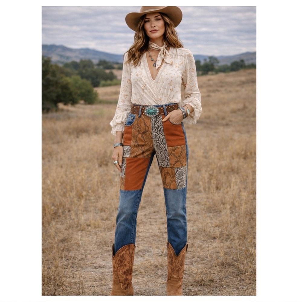 NEW Frame Le Mini Patchwork leather Bootcut Jeans Size 26 boho western‎ cowboy